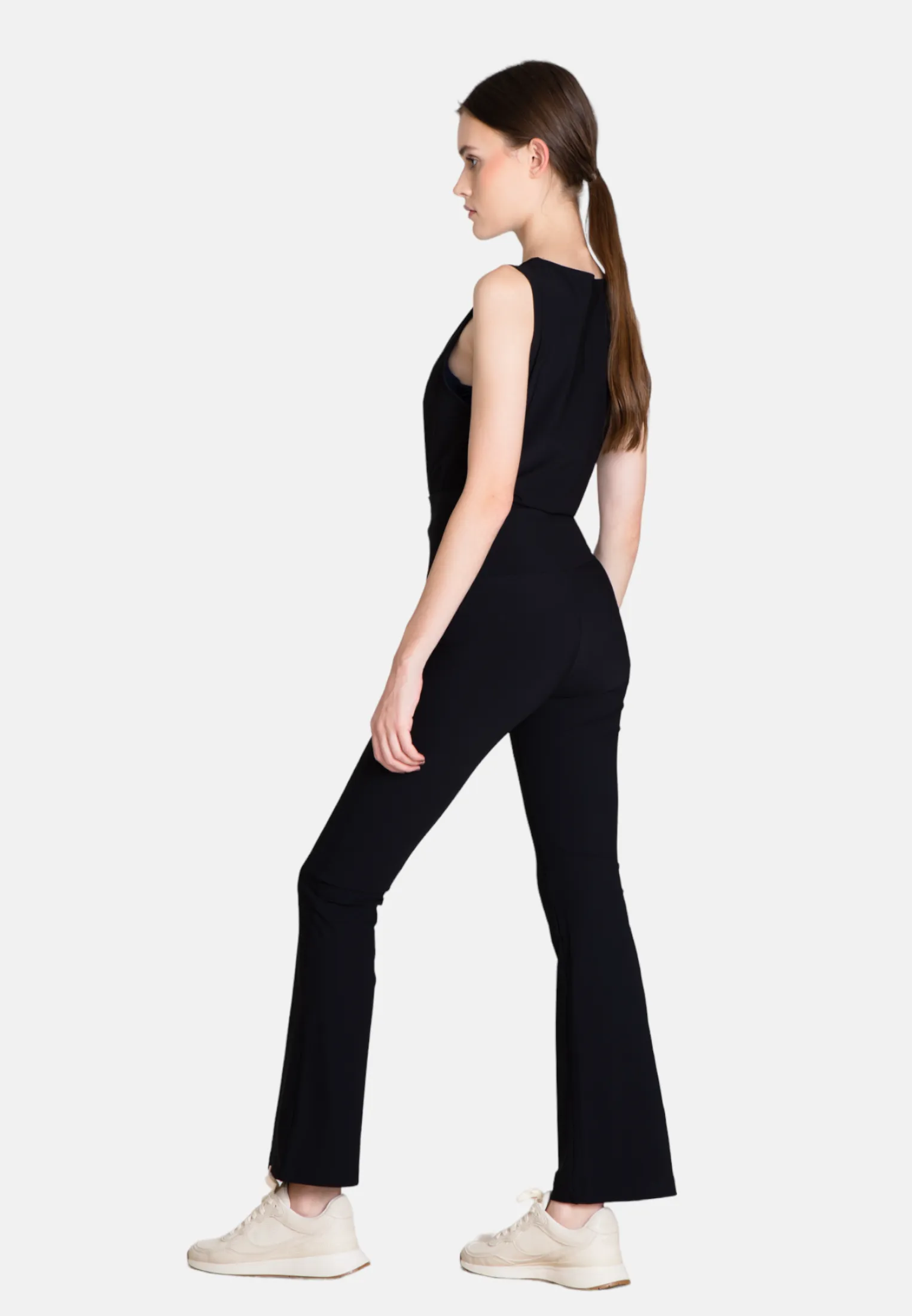 The Cropped Sport Pant - Black Opaque